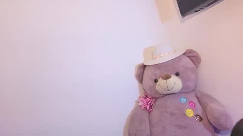 Snapshot of ary1_ chatting on 03/18/26, 05:32 Ary online show from 03/18/26, 05:32