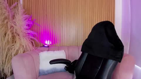 Ary Cooper online show from 01/15/25, 01:09