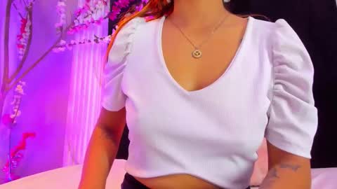 Snapshot of arya_alaya_cr chatting on 12/01/25, 11:48 ARYA online show from 12/01/25, 11:48