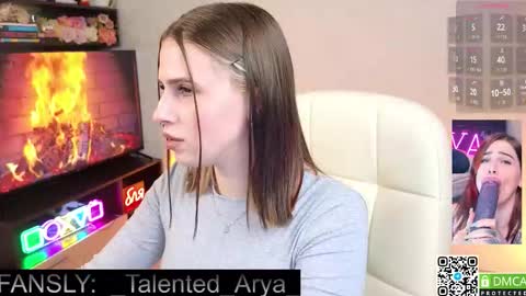 Snapshot of arya_deepthroat_queen chatting on 11/28/25, 02:20 Arya Fn Talented Arya online show from 11/28/25, 02:20