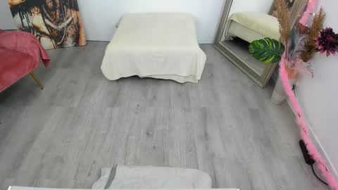 Snapshot of arya_lexa chatting on 11/24/25, 07:24 Arya online show from 11/24/25, 07:24