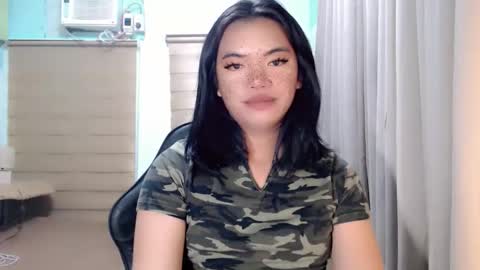 Snapshot of arya_lightning chatting on 04/23/26, 12:15 ARYA online show from 04/23/26, 12:15