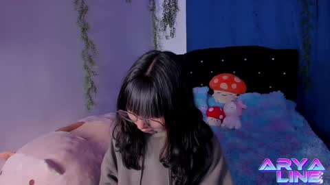 Snapshot of arya_line chatting on 01/23/25, 02:12 Arys online show from 01/23/25, 02:12