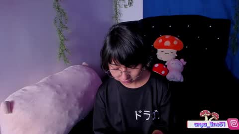 Snapshot of arya_line chatting on 02/20/25, 01:36 Arys online show from 02/20/25, 01:36