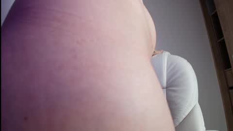 Snapshot of arya_starkw chatting on 03/06/25, 04:28 Ary 3 online show from 03/06/25, 04:28