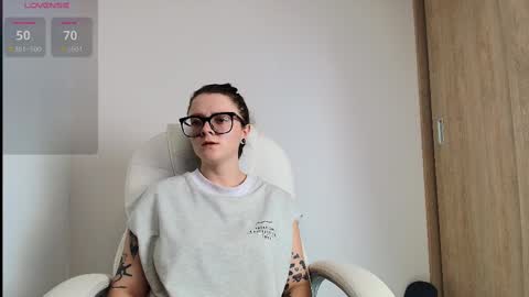 Snapshot of arya_starkw chatting on 03/09/25, 08:31 Ary 3 online show from 03/09/25, 08:31