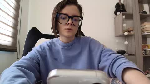 Snapshot of arya_starkw chatting on 02/02/26, 01:54 Ary 3 online show from 02/02/26, 01:54