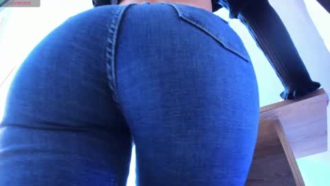 Snapshot of aryajadak chatting on 01/10/25, 10:36 Arya online show from 01/10/25, 10:36