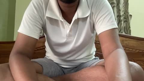 Snapshot of aryan_980763874 chatting on 05/15/26, 10:33 aryan_980763874 online show from 05/15/26, 10:33