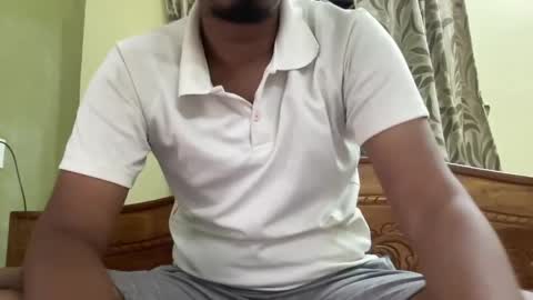 Snapshot of aryan_980763874 chatting on 05/15/26, 11:23 aryan_980763874 online show from 05/15/26, 11:23