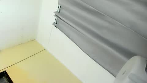 Snapshot of aryan_dolly chatting on 04/22/26, 12:18 aryan_dolly online show from 04/22/26, 12:18