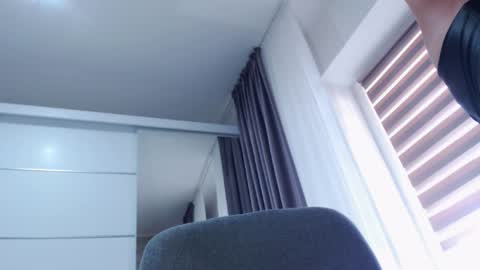 AryanAian1 online show from 12/23/24, 09:05