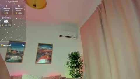 Arya online show from 10/13/25, 09:04