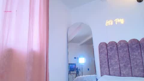 aryascollins online show from 10/16/25, 01:01