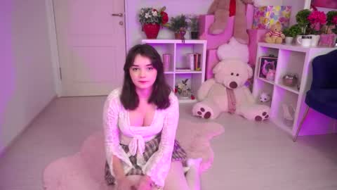Aria online show from 09/29/25, 07:02