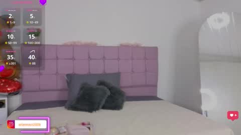 arycooper_ online show from 03/28/26, 11:43