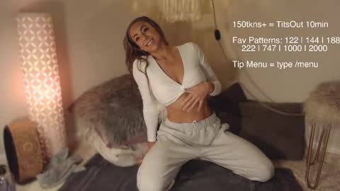 Snapshot of aryiia chatting on 03/08/26, 03:27 Aryiiana Aryiia online show from 03/08/26, 03:27