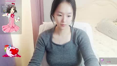 Snapshot of arylia_3 chatting on 10/31/25, 03:29 Lily online show from 10/31/25, 03:29