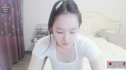 Lily online show from 05/28/26, 03:59
