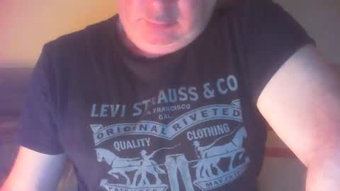 Snapshot of as3ix chatting on 04/10/26, 10:36 as3ix online show from 04/10/26, 10:36