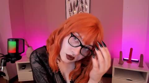 Asami  online show from 12/16/25, 08:36