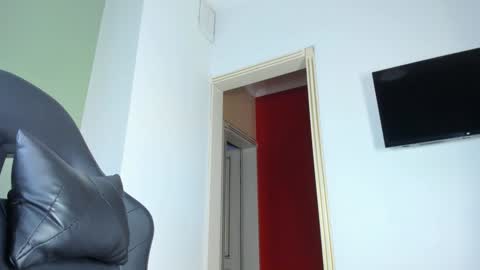 Asami online show from 12/15/25, 11:36