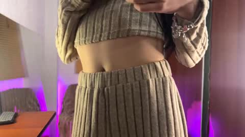 Snapshot of asami_y chatting on 02/01/25, 05:07 Asami online show from 02/01/25, 05:07