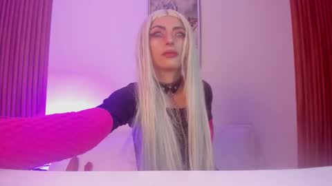 Asami Yaeko              online show from 10/11/25, 02:04