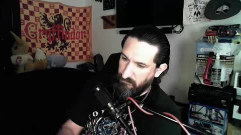 Snapshot of asanator101 chatting on 03/28/26, 06:40 devilPup75 online show from 03/28/26, 06:40