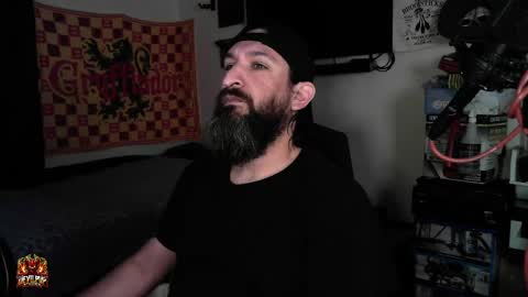 Snapshot of asanator101 chatting on 04/14/26, 08:09 devilPup75 online show from 04/14/26, 08:09