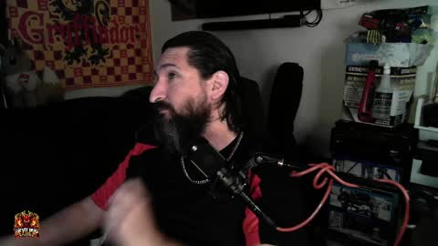 Snapshot of asanator101 chatting on 04/18/26, 01:26 devilPup75 online show from 04/18/26, 01:26