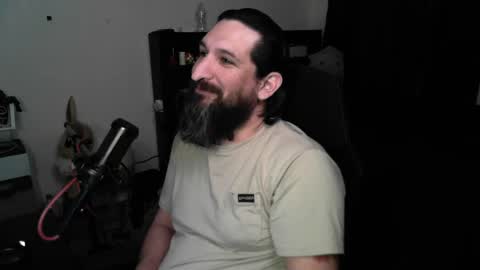 Snapshot of asanator101 chatting on 05/13/26, 04:48 devilPup75 online show from 05/13/26, 04:48