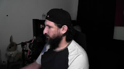 Snapshot of asanator101 chatting on 05/15/26, 08:32 devilPup75 online show from 05/15/26, 08:32