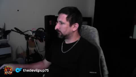 Snapshot of asanator101 chatting on 07/09/26, 07:12 devilPup75 online show from 07/09/26, 07:12