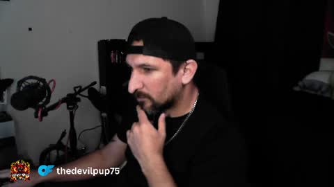 Snapshot of asanator101 chatting on 07/10/26, 06:54 devilPup75 online show from 07/10/26, 06:54