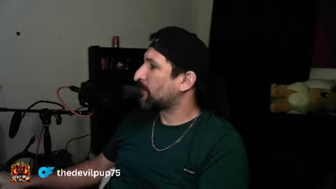 Snapshot of asanator101 chatting on 07/12/26, 04:14 devilPup75 online show from 07/12/26, 04:14