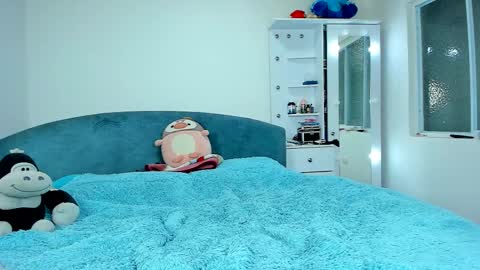  Aschly  online show from 02/25/25, 05:19