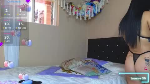 Snapshot of asenaesmee chatting on 12/28/24, 06:40 Asena online show from 12/28/24, 06:40