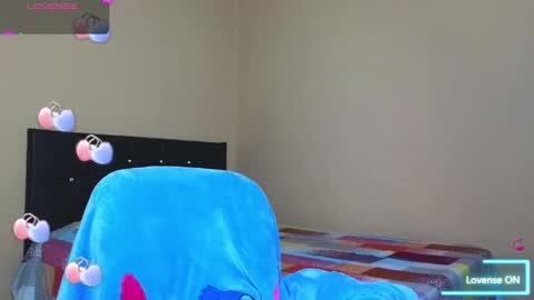 Snapshot of asenaesmee chatting on 02/10/25, 12:52 Asena online show from 02/10/25, 12:52