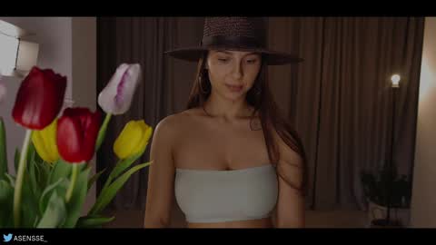 Snapshot of asensse chatting on 03/07/25, 07:16 Call me Ann online show from 03/07/25, 07:16