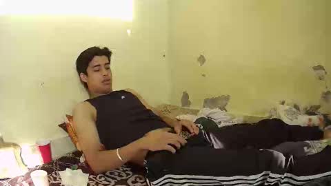 ash2730 online show from 11/16/25, 09:48