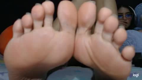 Snapshot of ash_nicefeet chatting on 04/19/26, 08:22 ashley online show from 04/19/26, 08:22