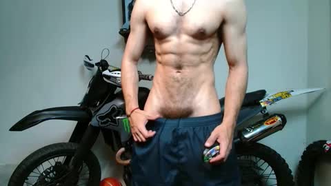 ash_wingrant online show from 10/01/25, 08:59