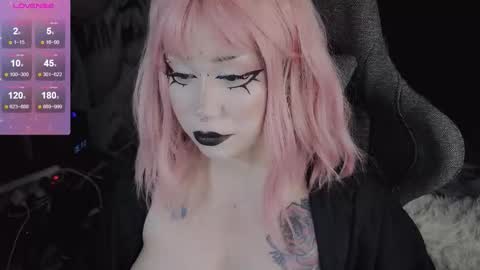 Sasha next stream December 4st  at  0000- 0030 am German time online show from 11/12/25, 10:30