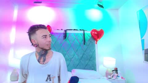 Snapshot of asha_zuri_and_adam chatting on 10/14/25, 12:28 asha_zuri_and_adam online show from 10/14/25, 12:28