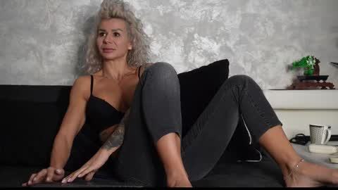 Asha online show from 10/02/25, 08:54