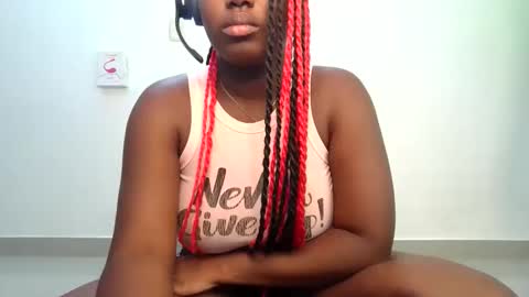 Snapshot of ashaichious chatting on 04/17/26, 07:06 Ebonie Rose online show from 04/17/26, 07:06