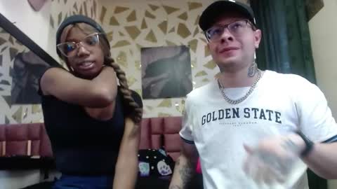 ashanti_and__alejo online show from 10/23/25, 12:15