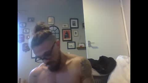 Snapshot of ashdrewery01519813 chatting on 11/24/25, 03:01 ashdrewery01519813 online show from 11/24/25, 03:01