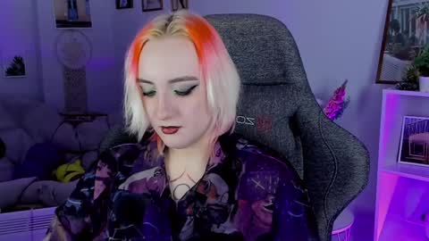 AshleyAshe  online show from 02/08/25, 11:45